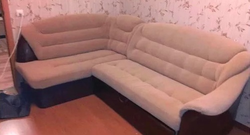 Перетяжка углового дивана. Мосальск